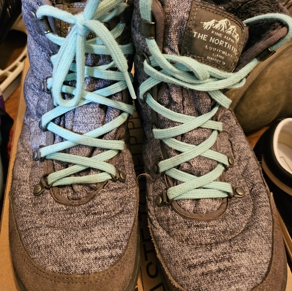 The North Face Shoes - North face winter boots size 9
